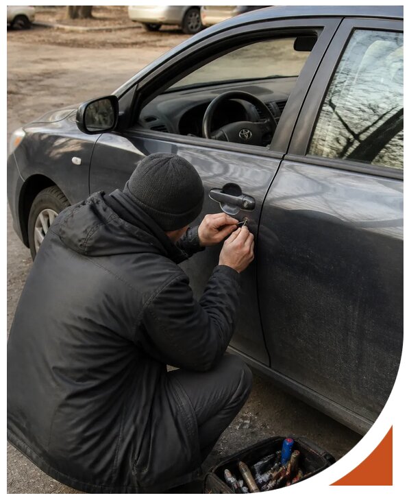 Профессиональное вскрытие автомобиля Тойота без повреждений в Рязани